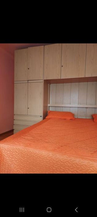 Vând mobila  folosită