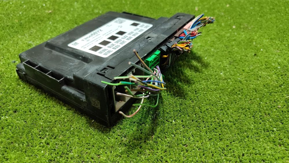 MODUL CONFORT OPEL CORSA E 2015 1.4 TURBO BENZINA Hatchback COD OEM 13506072 / 2012-2019