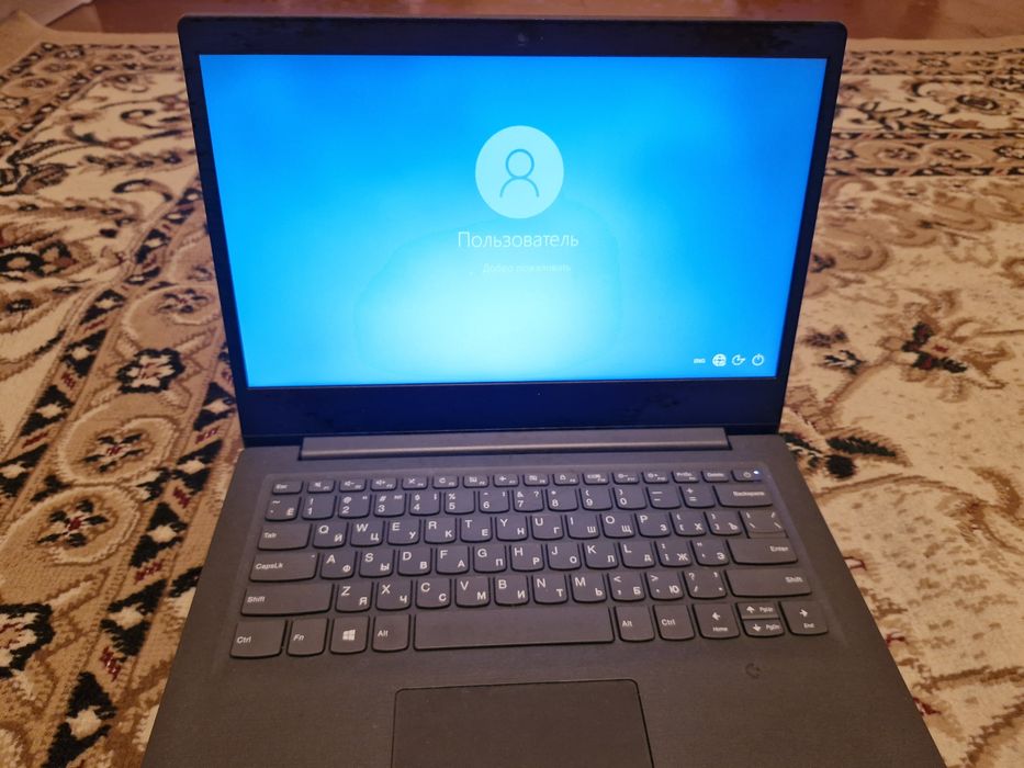 Продам ноутбук lenovo