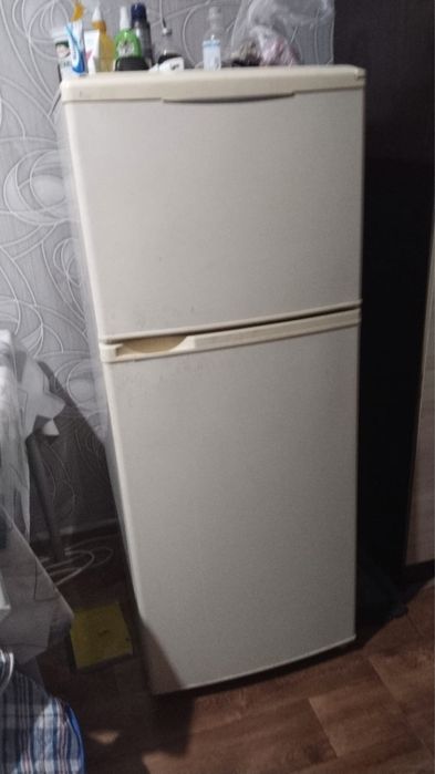 Продам холодильник, шкаф и стиралку