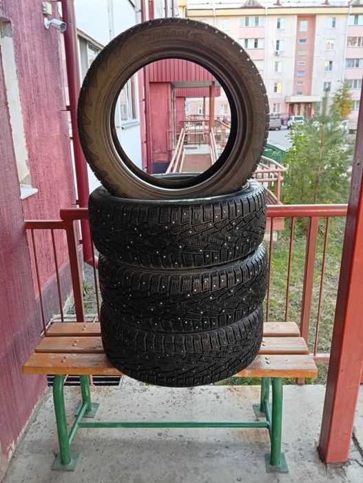 Продам б/у резину R18