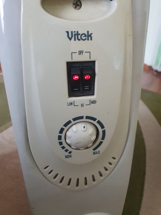 Обогреватель Vitek, 5 секций, с вентилятором