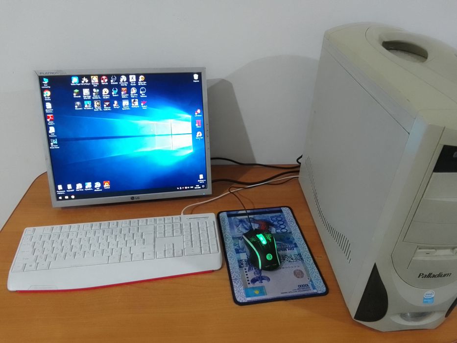 Продам компьютер для нетребовательных игр