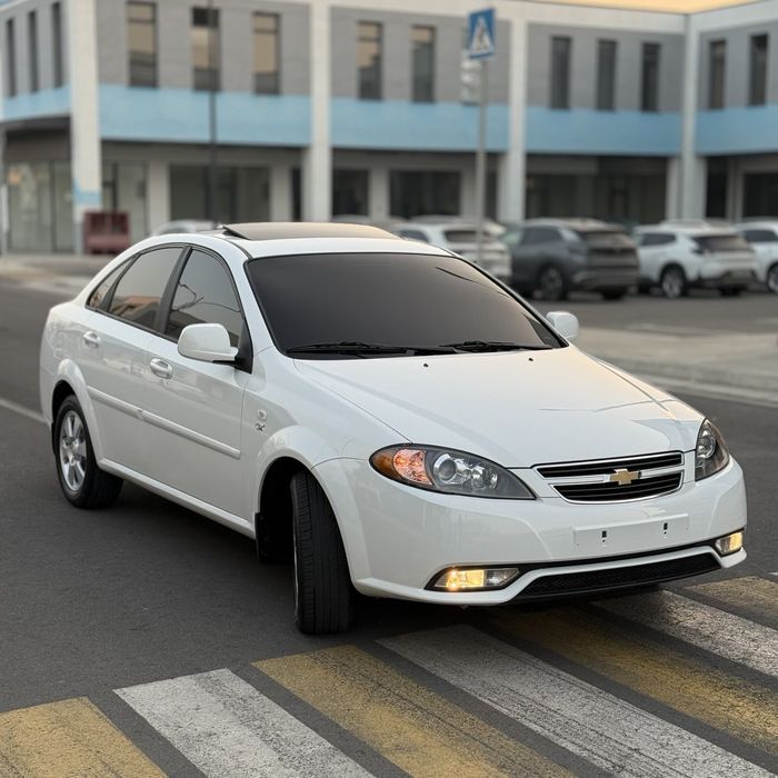 Gentra 2021 3-Poz Avtomat Xolati Ideal Navarot 450$ bilan !