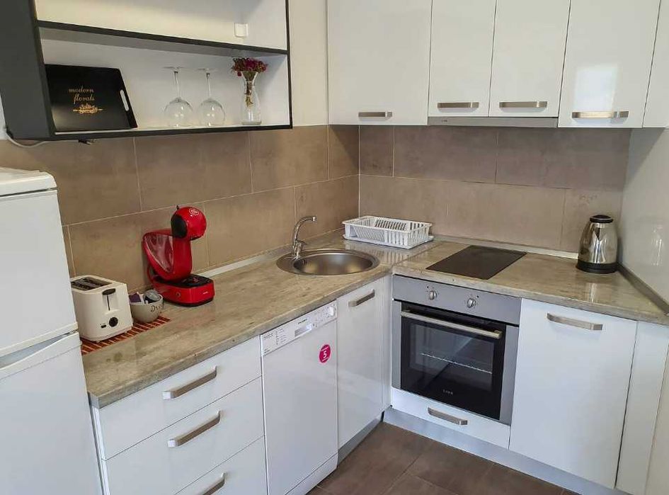 Дава се под наем Двустаен апартамент в Пловдив, Остромила - 65 кв.м за 270.3 € - Снимка #4