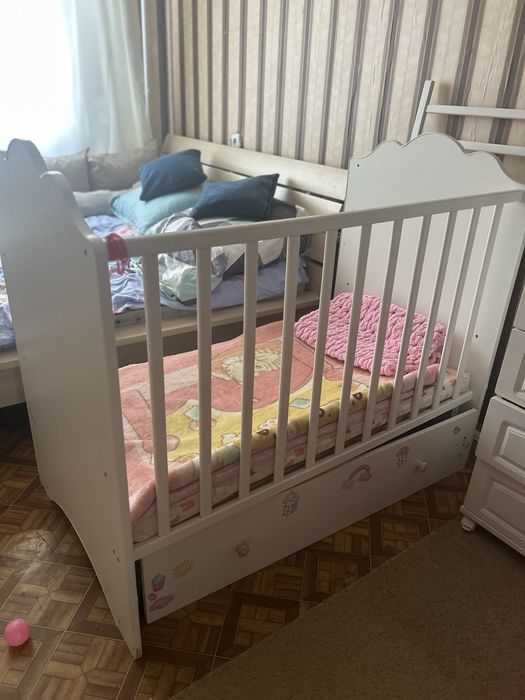 Продам кроватку