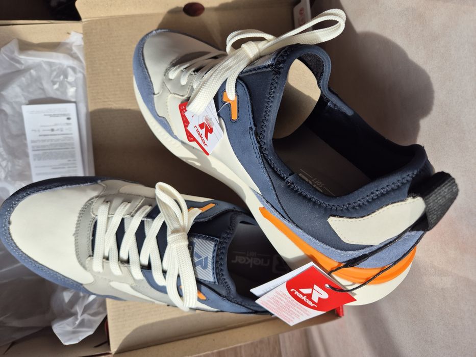 Нови обувки много удобни 44(44.5) номер