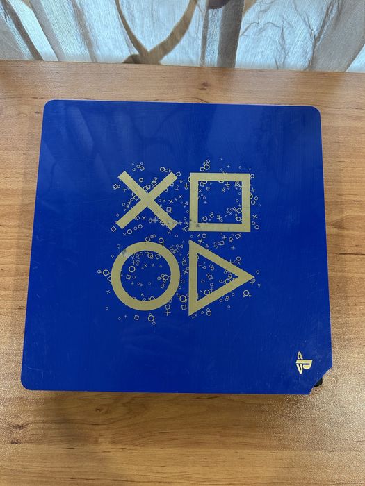 Продавам PlayStation 4 – 500 GB