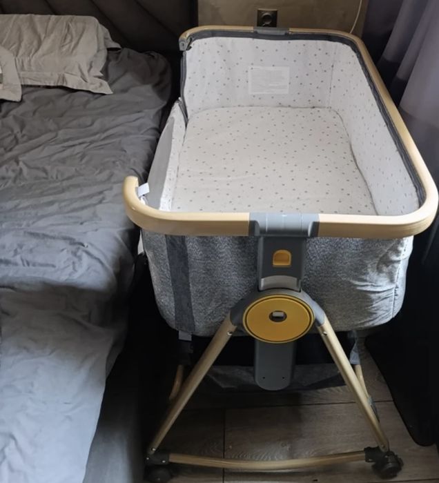 Продам детскую кроватку