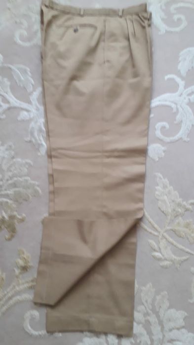 Одежда мужская брюки сорочки