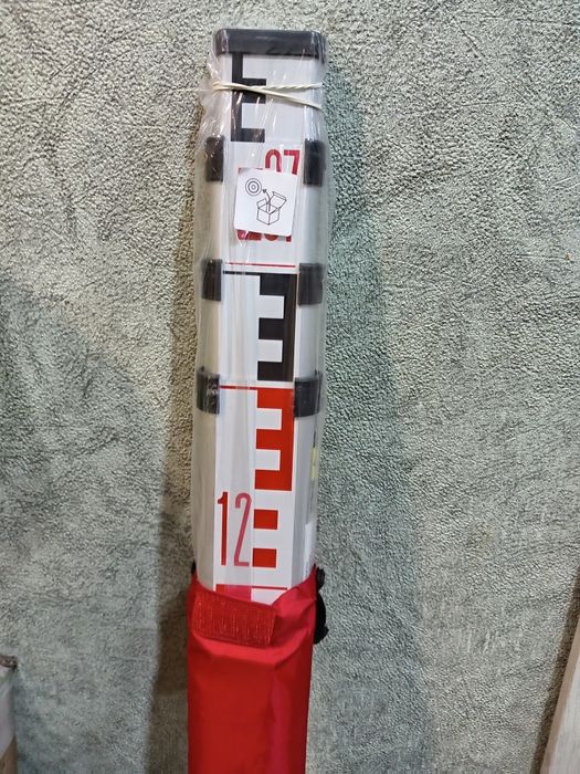 Продам нивелир лейка