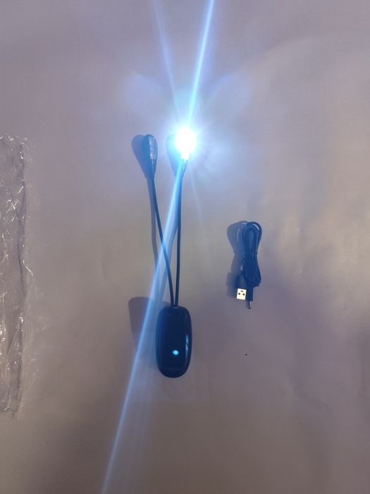 Преносима гъвкава LED  лампа/лампички за четене на батерии/USB