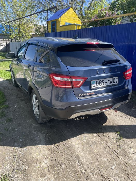 Продам Веста кросс