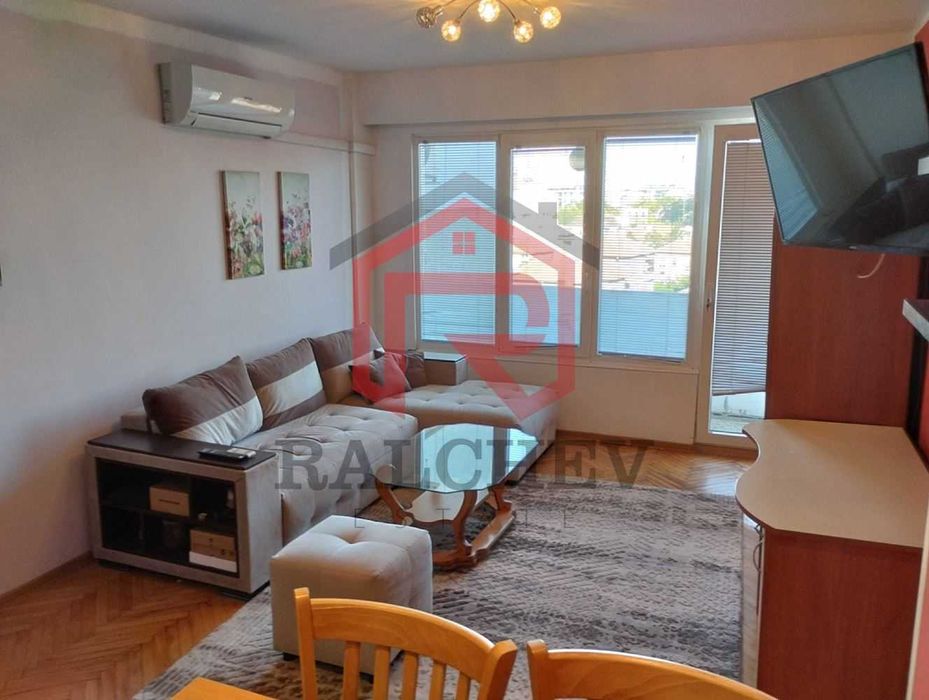 Дава се под наем Тристаен апартамент в Варна, Левски - 70 кв.м за 573.24 € - Снимка #2