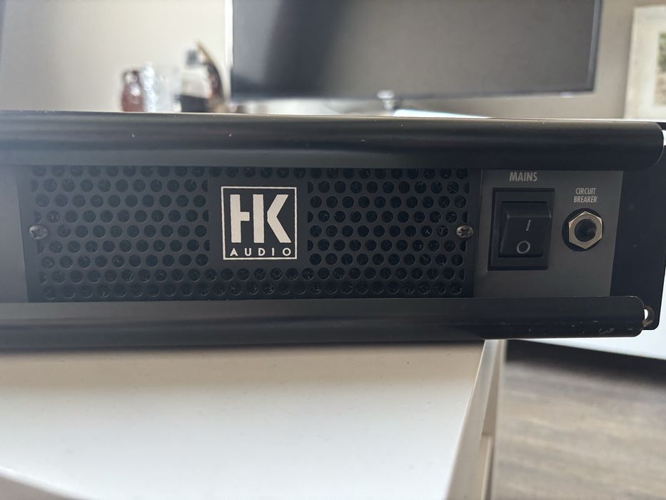 Рэковый усилител HK audio vx2400