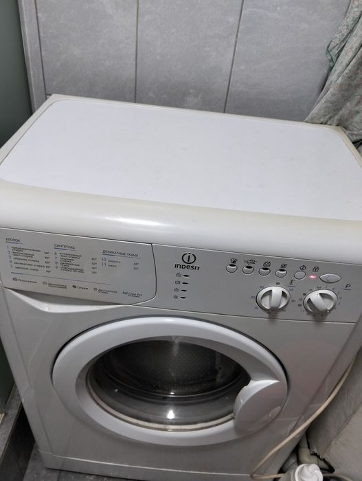 Продам стиральную машинку