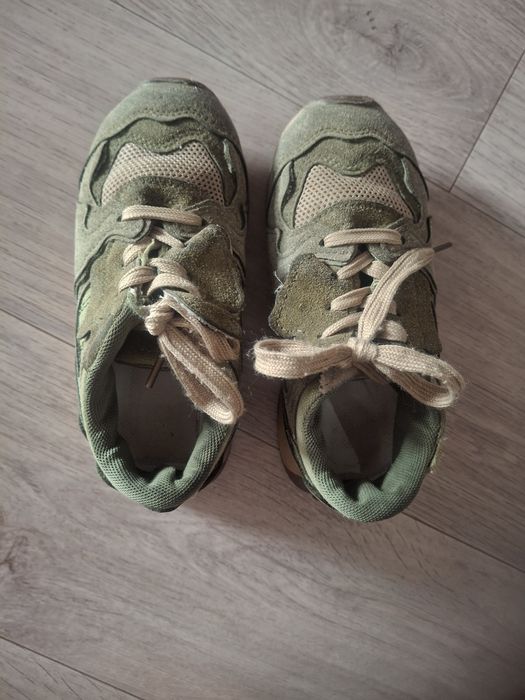 Продам кроссовки за 1000т