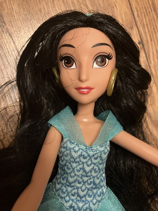 Оригинална кукла Жасмин