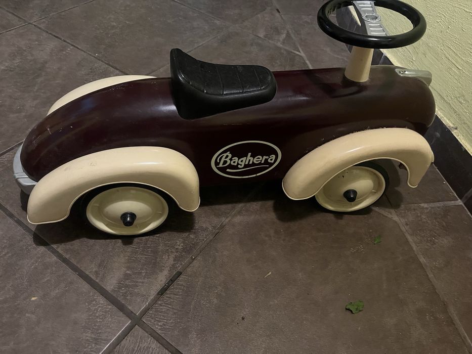 Masina Baghera 1-3 ani
