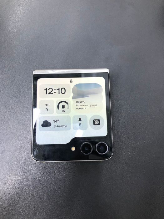 Samsung Galaxy Z flip 5 256gb