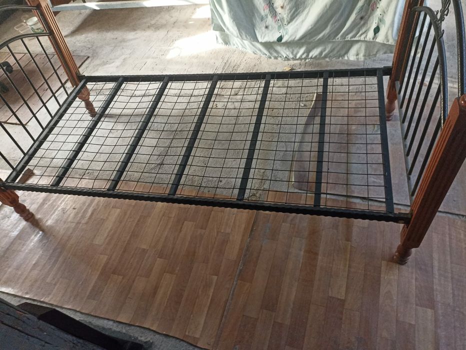 Продам одноместную кровать