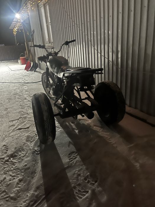 Трицикл из yaqi продам