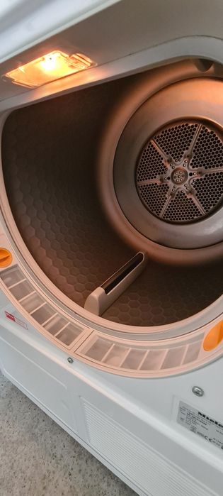 Сушилня с термопомпа Miele T8861WP EDITION 111 8кг А +++