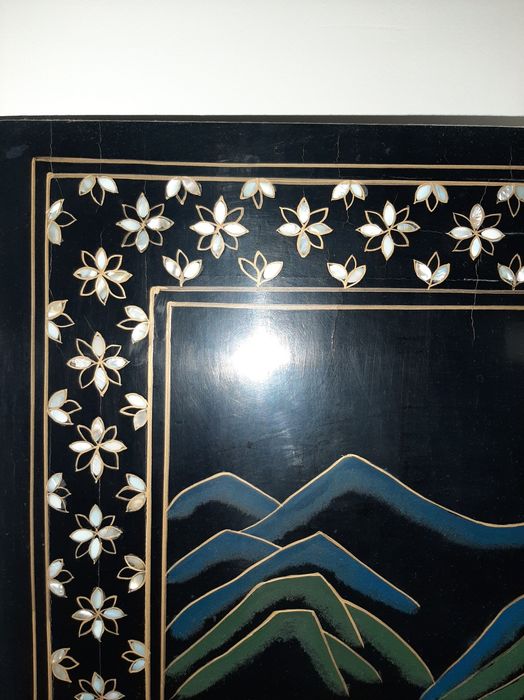 Ширма 18 го века, антикварная перламутр и натуральные камни