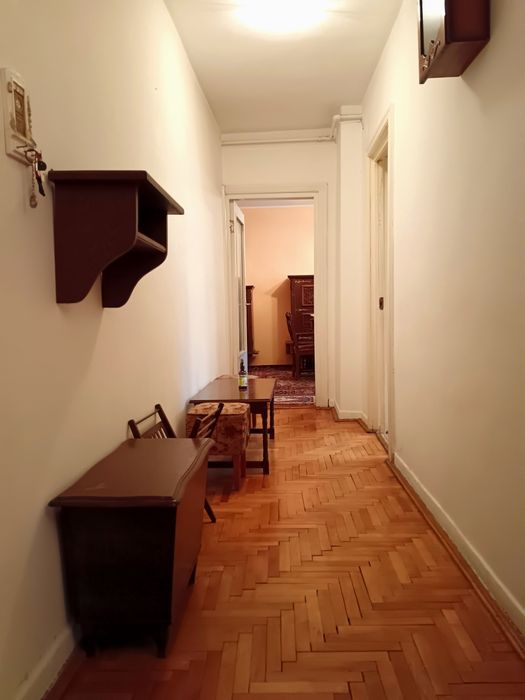 Apartament de închiriat