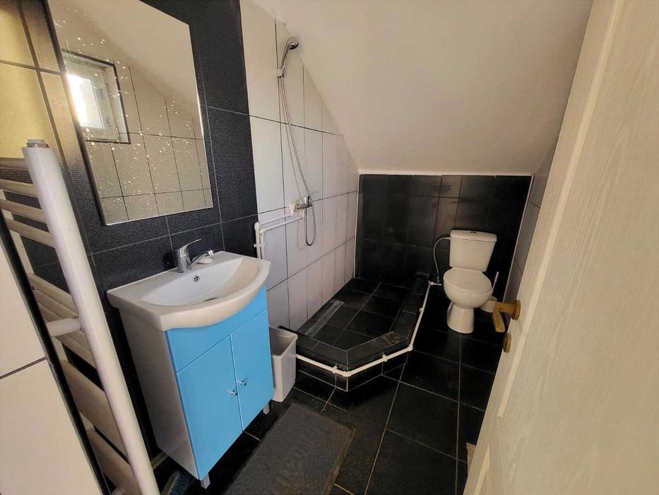 Negociabil! Depozit-Teren 4000 mp, clădire birouri și facilități