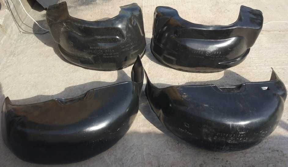 подкрылки Mitsubishi Delica