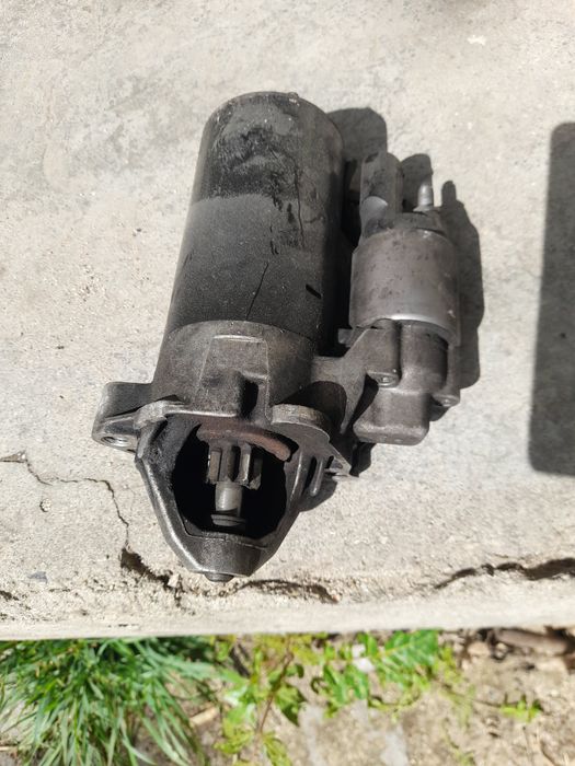 Стартер за Audi A4 и Audi 80 дизел и бензин