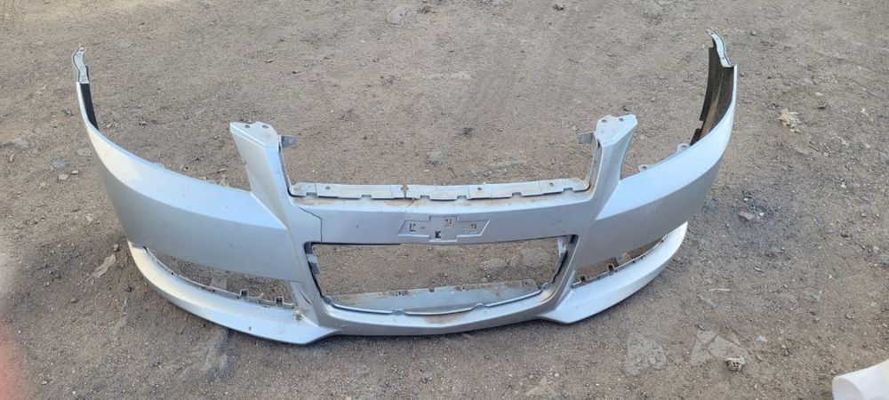 Продам бампер передний