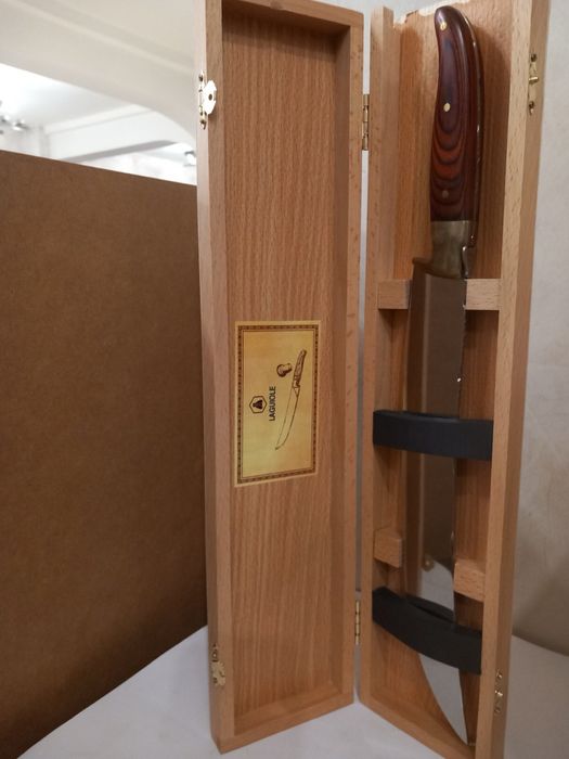 Нож за отваряне на шампанско Laguiole