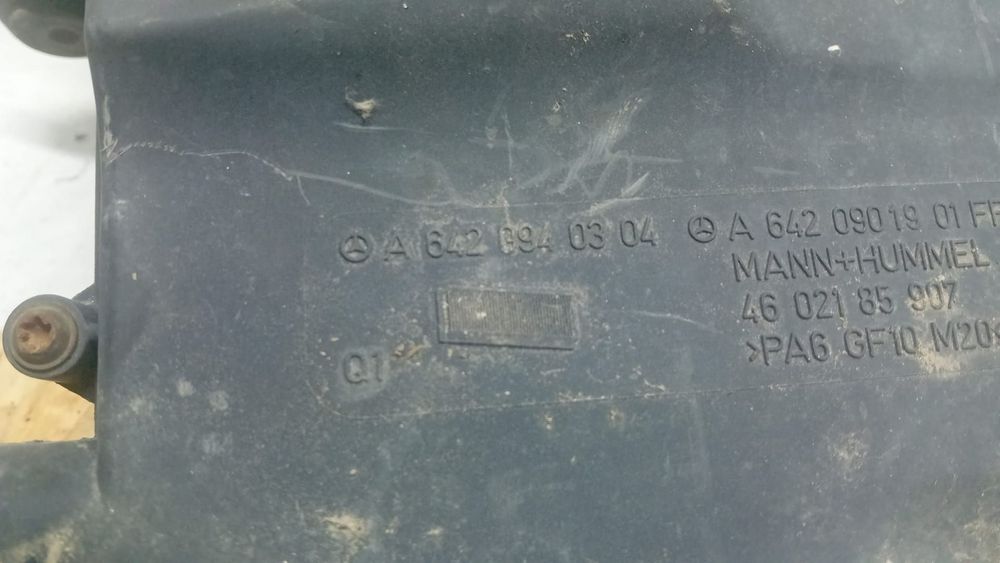 Carcasa filtru aer 3.0 cdi om642 A6420940304 Mercedes-Benz S-Class W2