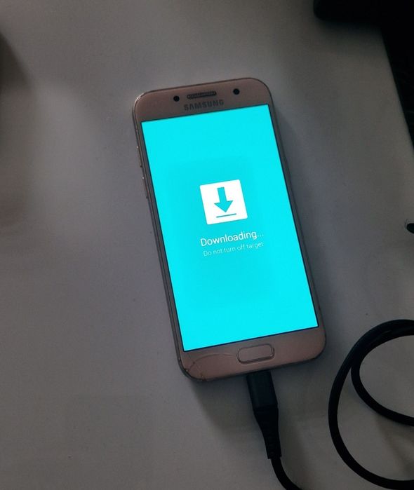 Telefon Samsung A5 fisurat fata / spate