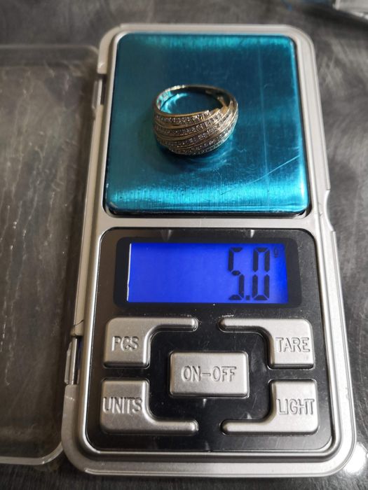 Vind inel din aur 18kt cu diamante