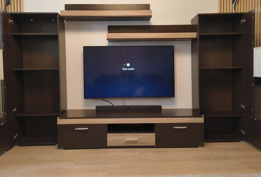 Vitrine si etajere  living sonoma+wenge