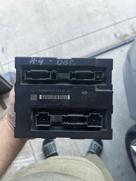 Комфорт модул 8KO 907 064 M Audi A4
