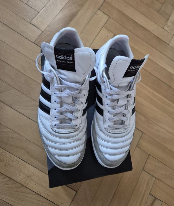 Оригинални PRO футболни обувки / стоножки Adidas Mundial Team - 43 1/3