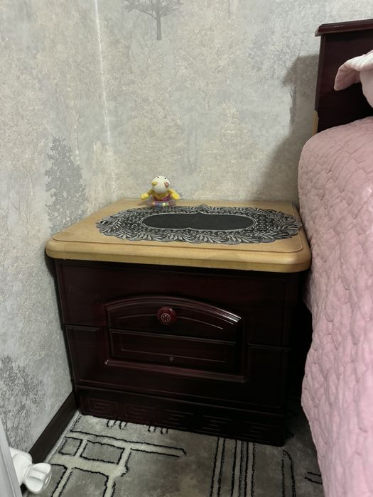 Spalniy mebellari sotiladi