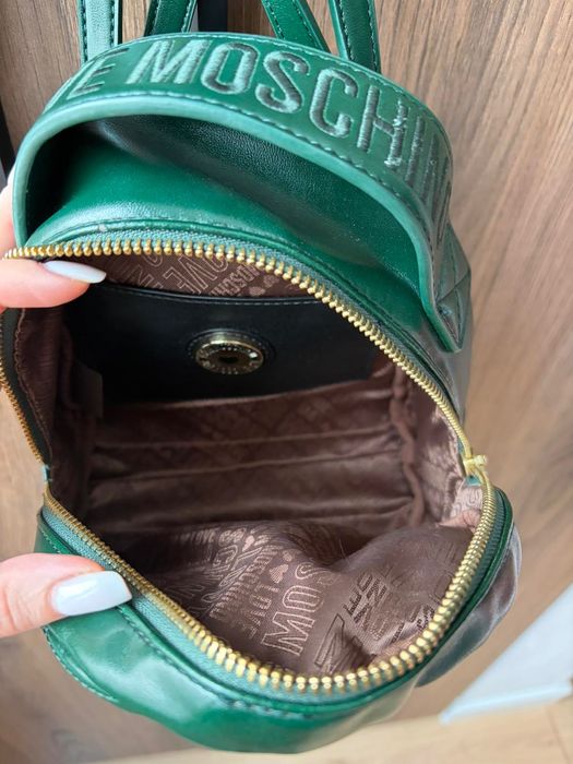 Зелена раница Love Moschino