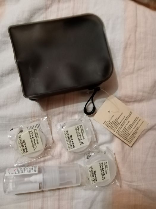 Продам емкости для кремов