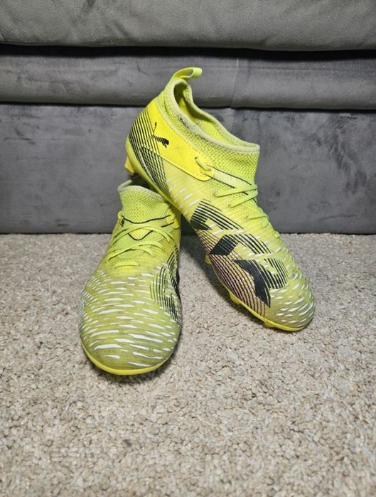 Ghete fotbal Puma Future 8 Match FG/AG – Galben Neon (Mărimea 38)-originale