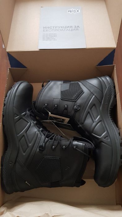 Водоустойчиви  мъжки с GORE-TEX мембрана и висока конструкция.