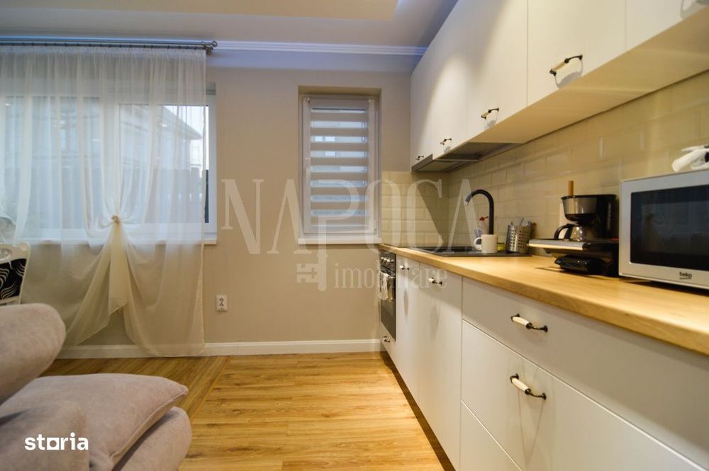 Casa 4 camere de vanzare in Campenesti
