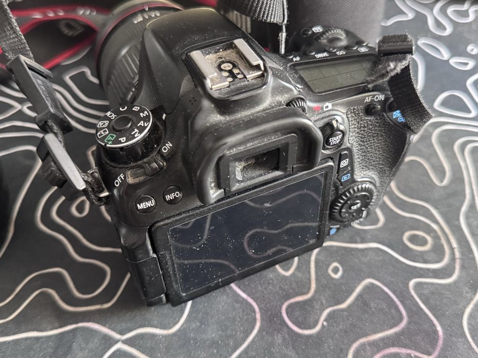 Комплект 2 обьектива камера canon 70d