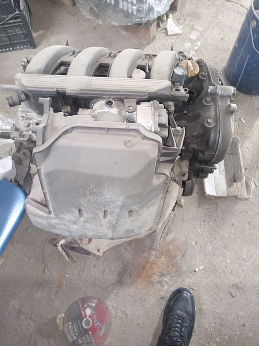 Двигатель на рено сценик 1.