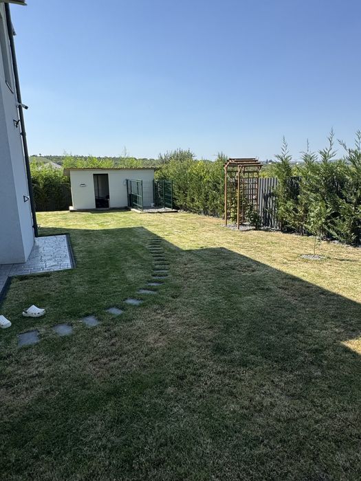 Vand casa Visani str Arghezi prețul este cu tot cu tva!!!