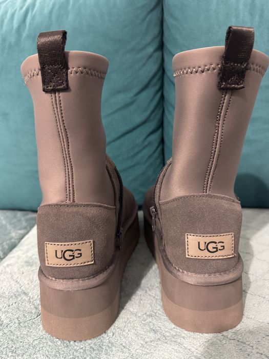 Зимни ботуши UGG